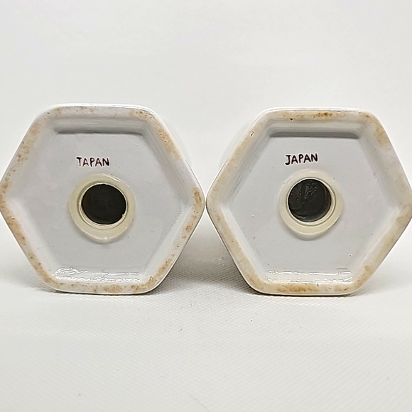 Japan Romano by Misasa Tarra Stone Vintage Salt & Pepper Shakers - Picture 6 of 8
